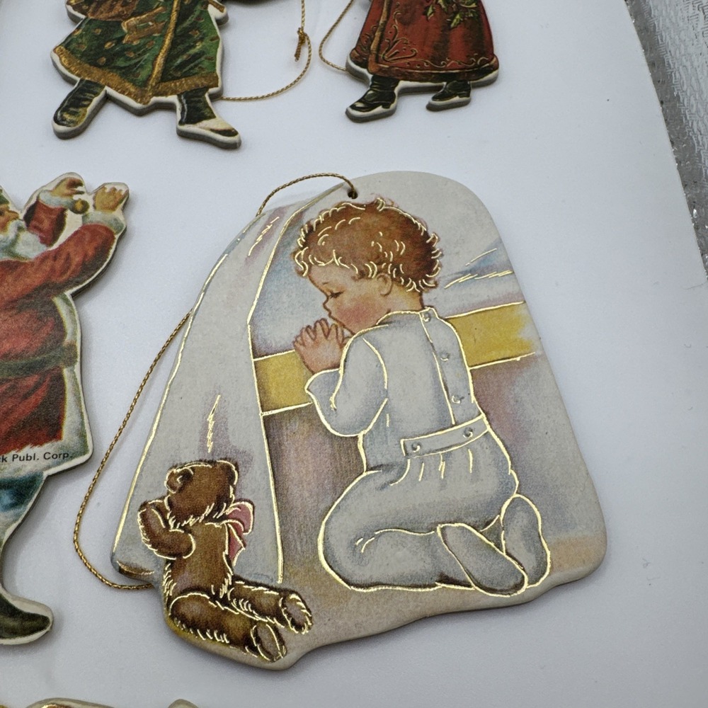 Set of 12 Merrimack Publishing 1977 & 1985 Victorian cutout cardboard ornaments - Picture 4 of 9